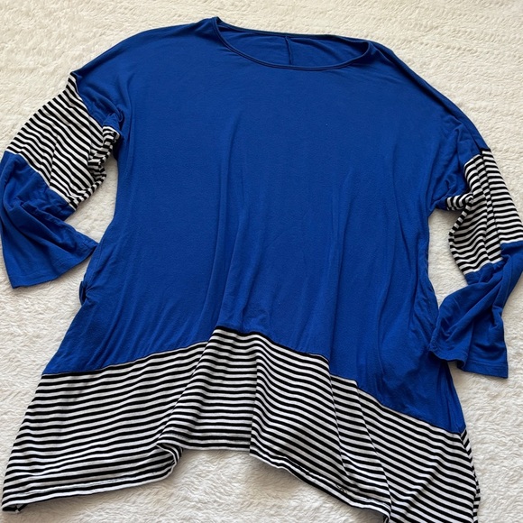 Mordenmiss Tops - Blue Striped Women's Top
